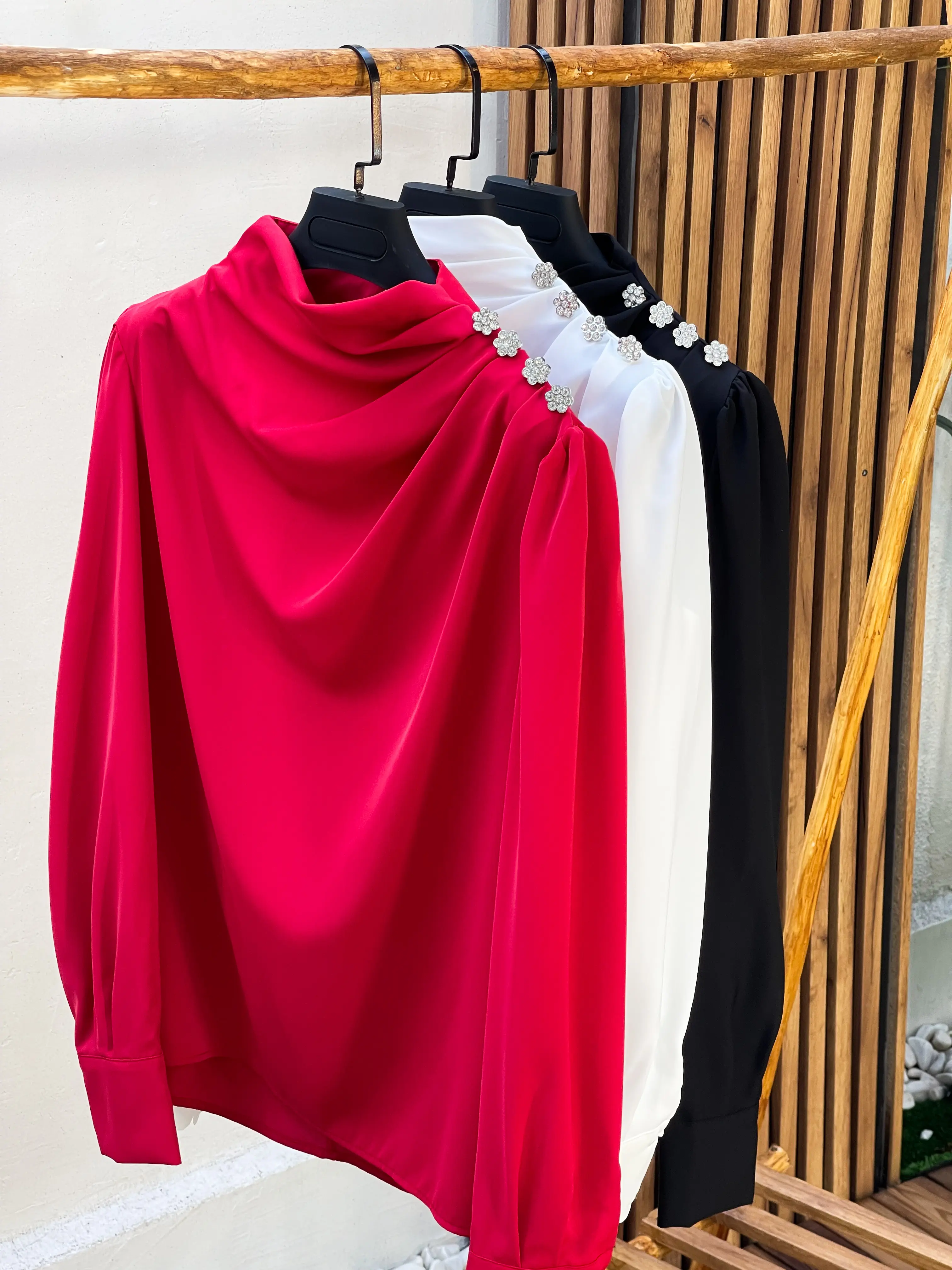 شومیز کرپ ساتن چهار دکمه اورجینال ترک